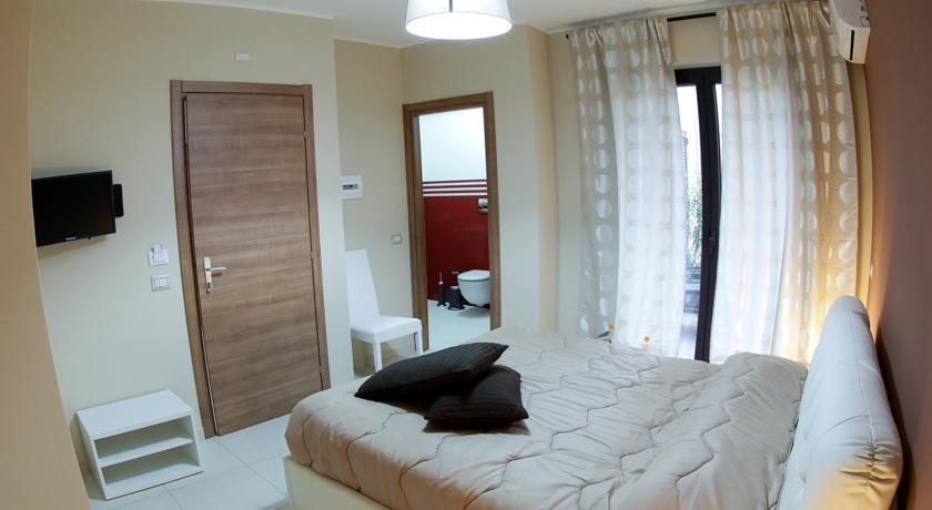 B&B Ciclopi Aci Castello Exteriör bild