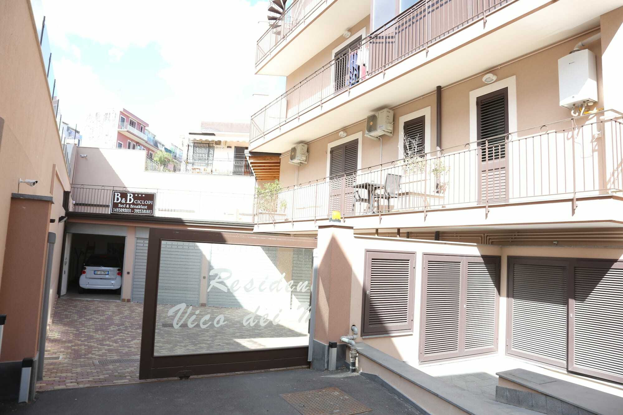 B&B Ciclopi Aci Castello Exteriör bild